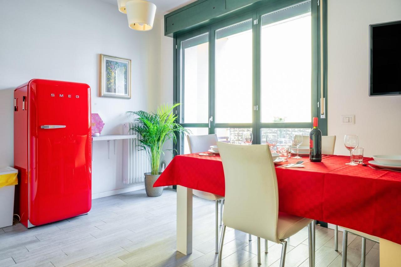 Parma Residential Apartment Con Balcone 外观 照片
